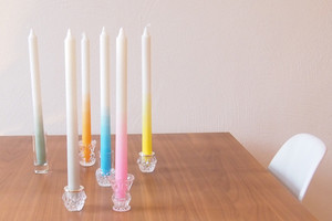 Dip Dye getauchte Kerzen Gradient Candles von Ulrike Jurklies Designstudio mo man tai